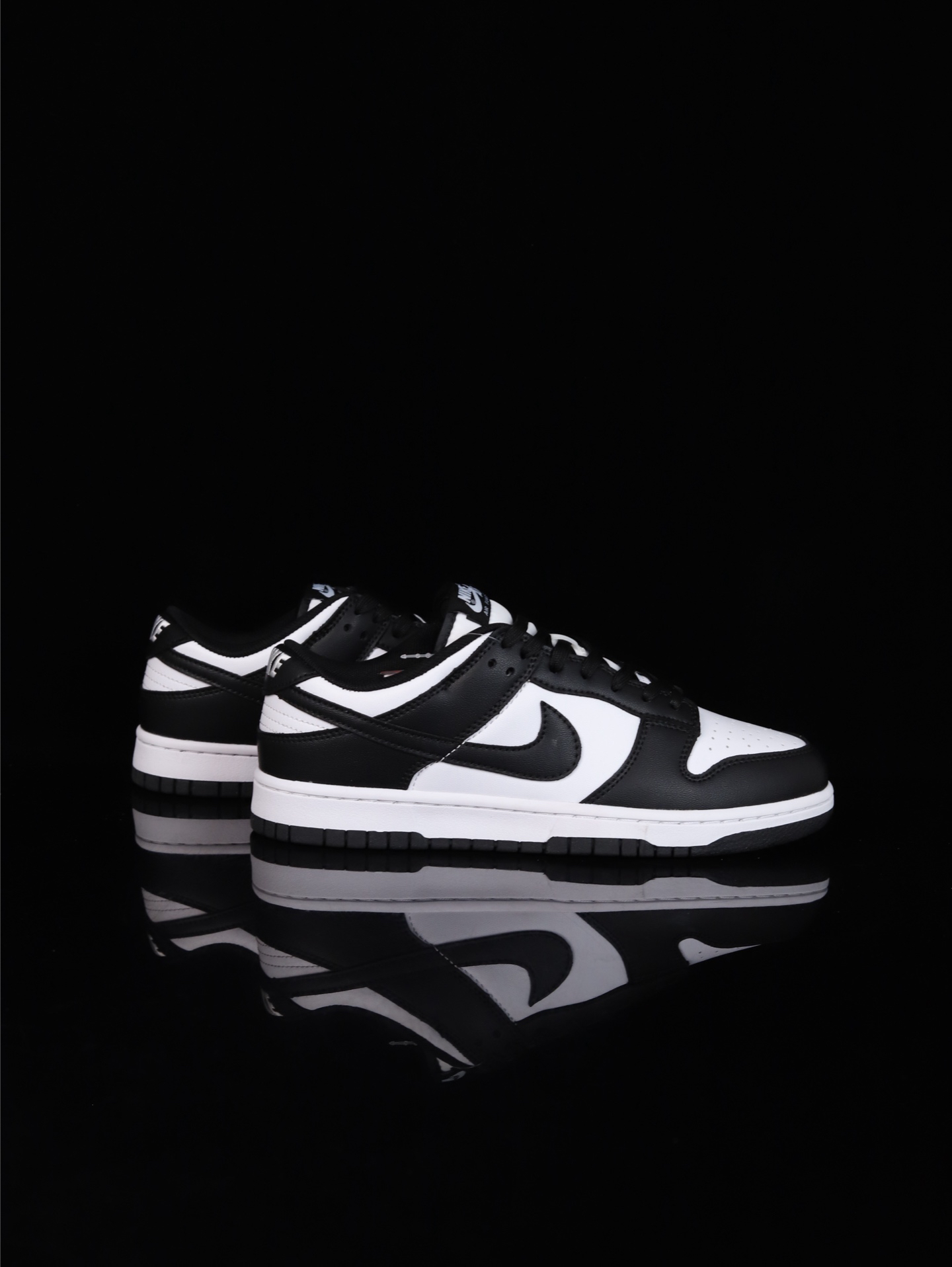 Special offer on Nike Air Jordan 1s, delivery within 7 days in the US.